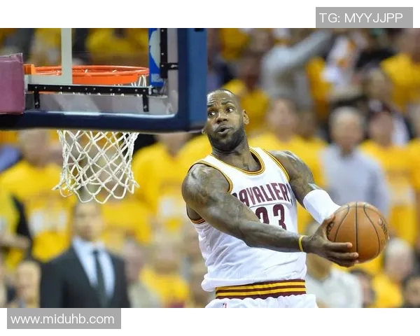 意外碰撞姚明与詹姆斯引发的篮球传奇故事与友谊之旅