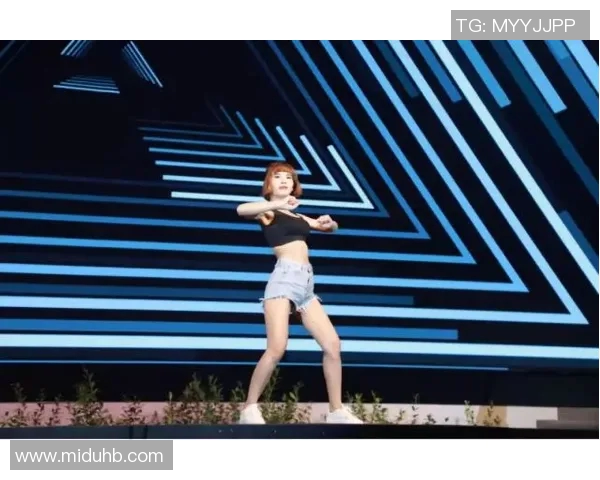 滑板与梦想交织的旅程：杨娜的深度对话与人生启示